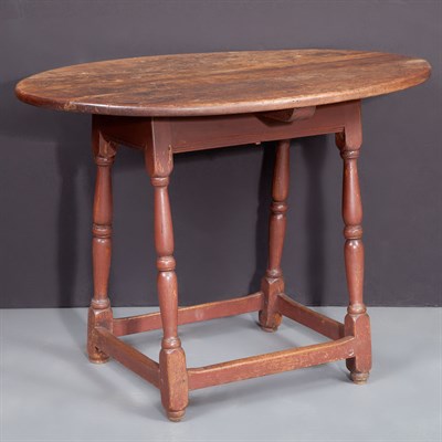 Lot 212 - Oval Tavern Table The oval top raised on...