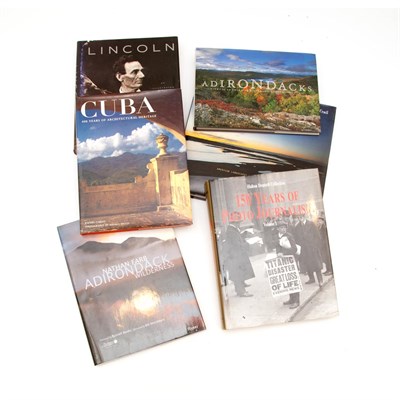 Lot 392 - Group of approximately fifteen coffee table...
