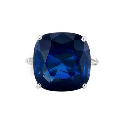 Lot 500 - Platinum, Sapphire and Diamond Ring