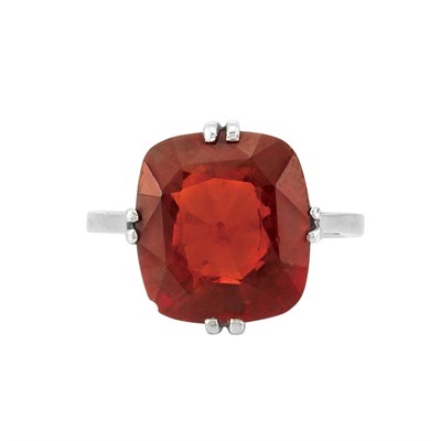 Lot 87 - Platinum and Hessonite Garnet Ring