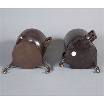 Lot 4 - Two Japanese Bronze Vases Meiji period, early...