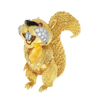 Lot 357 - Gold, Platinum, Citrine, Diamond, Ruby and Black Enamel Chipmunk Clip-Brooch, David Webb, France
