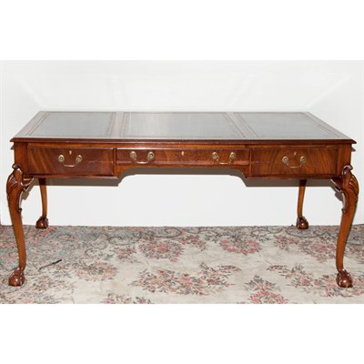 Lot 634 - George III Style Leather Inset Mahogany...