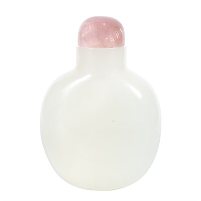 Lot 322 - Chinese White Jade Snuff Bottle 19th Century...