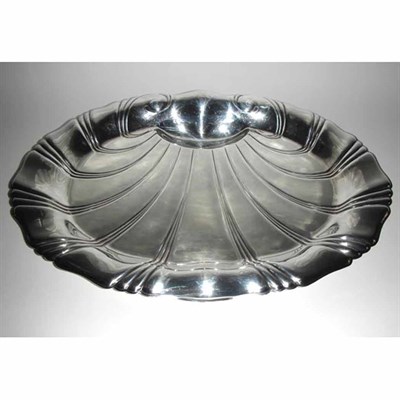 Lot 372 - Rogers Brothers Silver Plated Shell-Form Well...