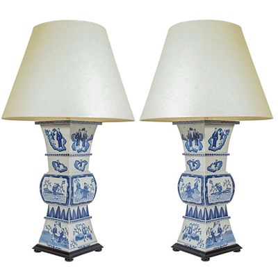 Lot 189 - Pair of Chinese Export Style Blue and White...