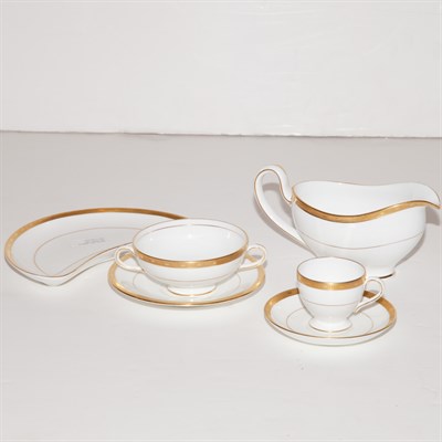 Lot 574 - Minton Porcelain Dinner Service Approximately...