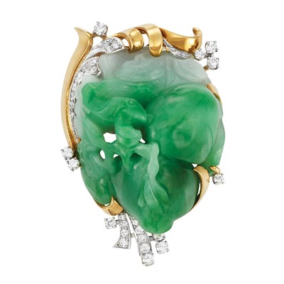 Lot 472 - Gold, Platinum, Carved Jade and Diamond Clip-Brooch