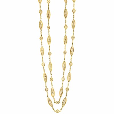 Lot 274 - Long Filigree Gold Chain Necklace