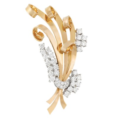 Lot 204 - Gold, Platinum and Diamond Brooch