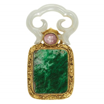 Lot 260 - Chinese Jade and Gilt-Bronze Pendant 18th...