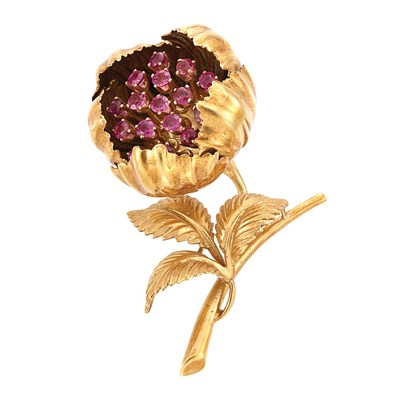 Lot 148 - Gold and Ruby Flower Brooch