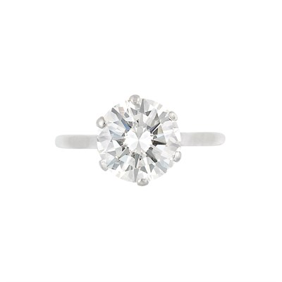 Lot 421 - Diamond Ring