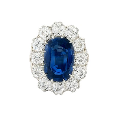 Lot 406 - Sapphire and Diamond Ring
