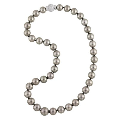 Lot 99 - Tahitian Gray Cultured Pearl Necklace with White Gold and Diamond Clasp