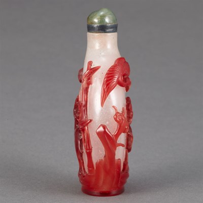 Lot 250 - Chinese Red Overlay Glass Snuff Bottle 19th...