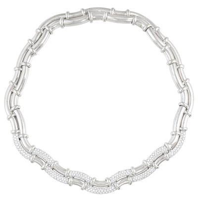 Lot 231 - White Gold and Diamond Necklace