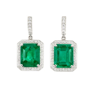 Lot 251 - Pair of Platinum, Diamond and Emerald Pendant-Earrings