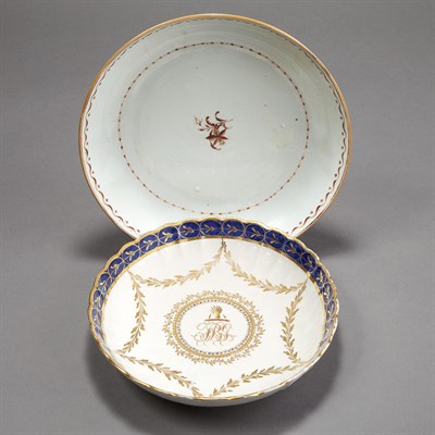Lot 613 - Two Chinese Export Porcelain Dishes Diameter...