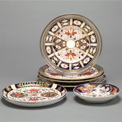 Lot 635 - Group of Seven Porcelain Dishes In the Imari...