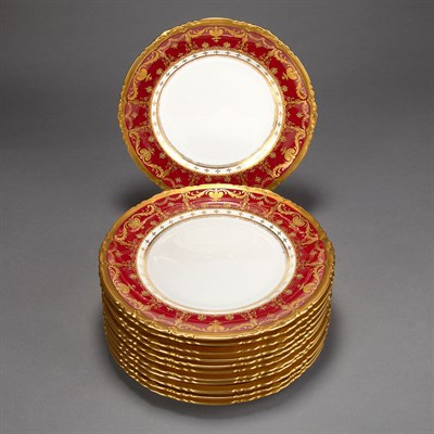 Lot 654 - Set of Twelve Royal Crown Derby Gilt Decorated...