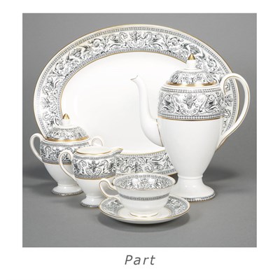 Lot 381 - Wedgwood Porcelain Dinner Service In the...