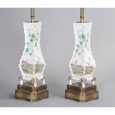 Lot 272 - Pair of Japanese Porcelain Vases 19th Century...
