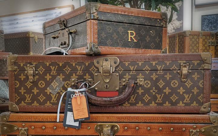 Sold at Auction: Vintage Louis Vuitton Duffel Bag